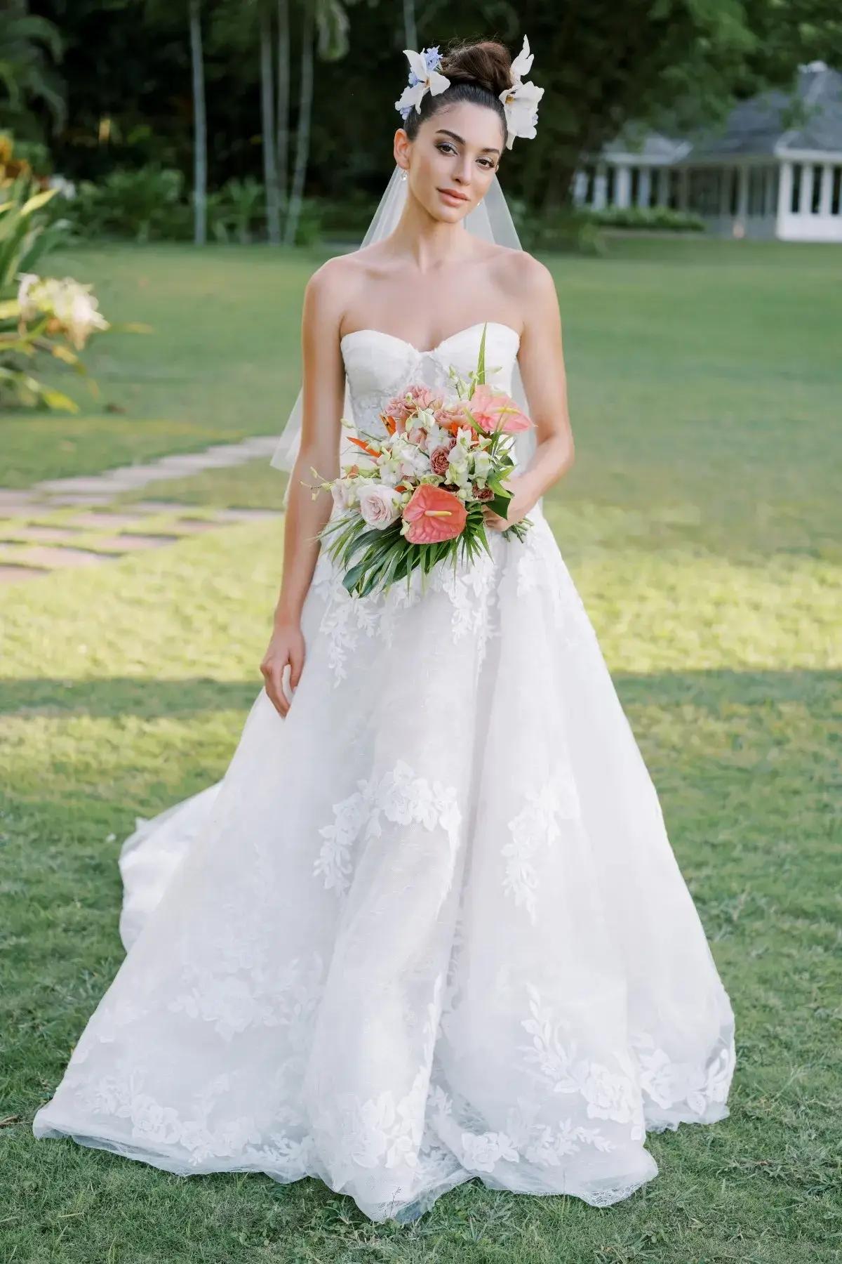 Modern Takes on Classic Lace Wedding Dresses Image